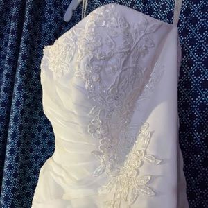 Wedding dress